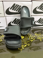 Nike Comfortable Cushion Slides - Black