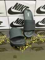 Hauka Soft Medicated Slide - Black