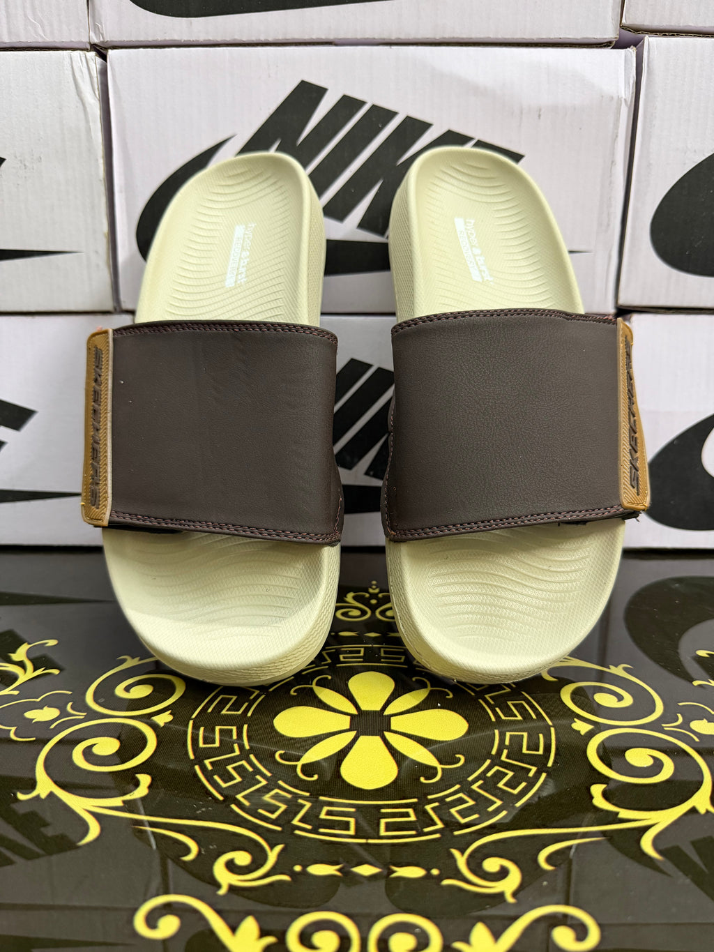 Skechers Hyperburst Recovery Slides - Brown