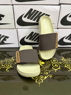 Skechers Hyperburst Recovery Slides - Brown