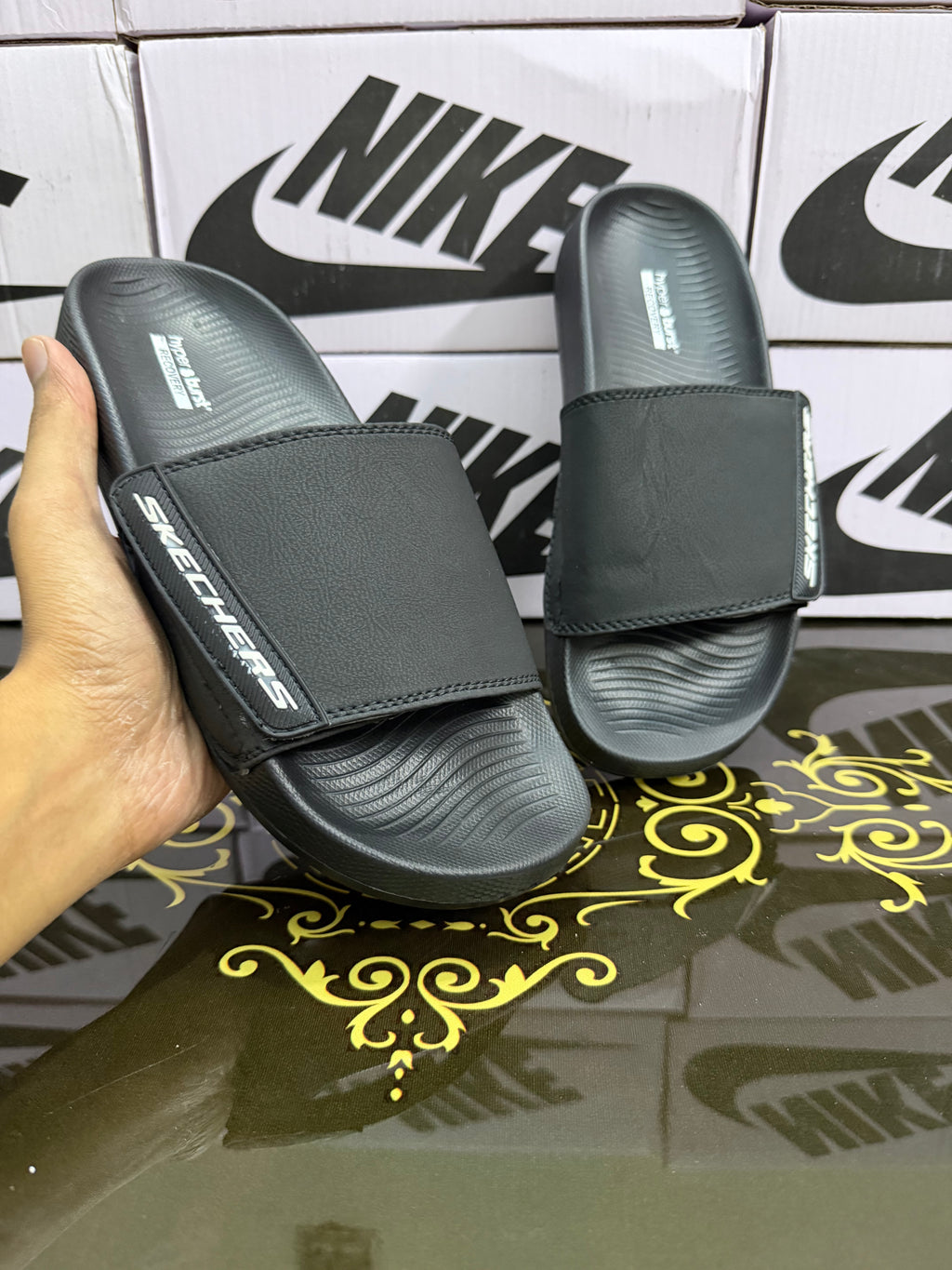 Skechers Hyperburst Recovery Slides - Black